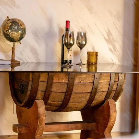 Host2u Penthouse 2-bedrooms The View - Free Parking Appartement