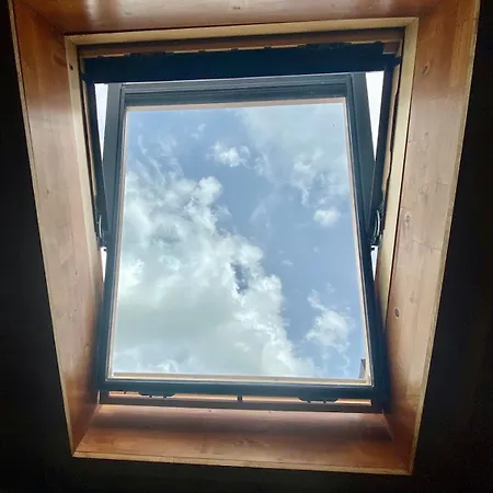 Host2u Penthouse 2-bedrooms The View - Free Parking