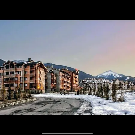 Host2u Penthouse 2-bedrooms The View - Free Parking Lägenhet