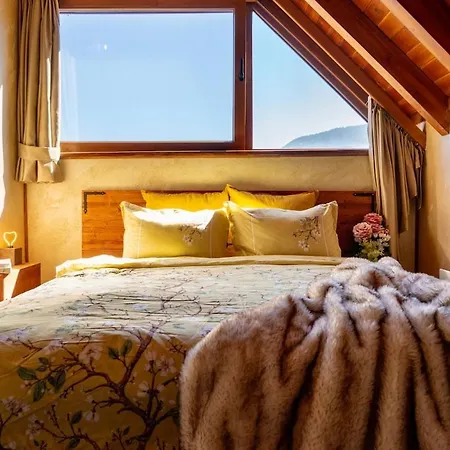 Host2u Penthouse 2-bedrooms The View - Free Parking Lägenhet *